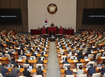 韩国总统尹锡悦遭弹劾案通过，职务暂停